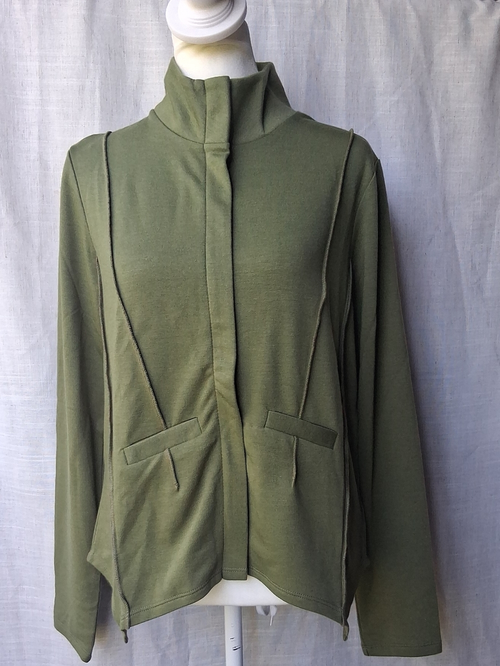 Truth + Style French Terry Cropped Jacket Olive Green XS